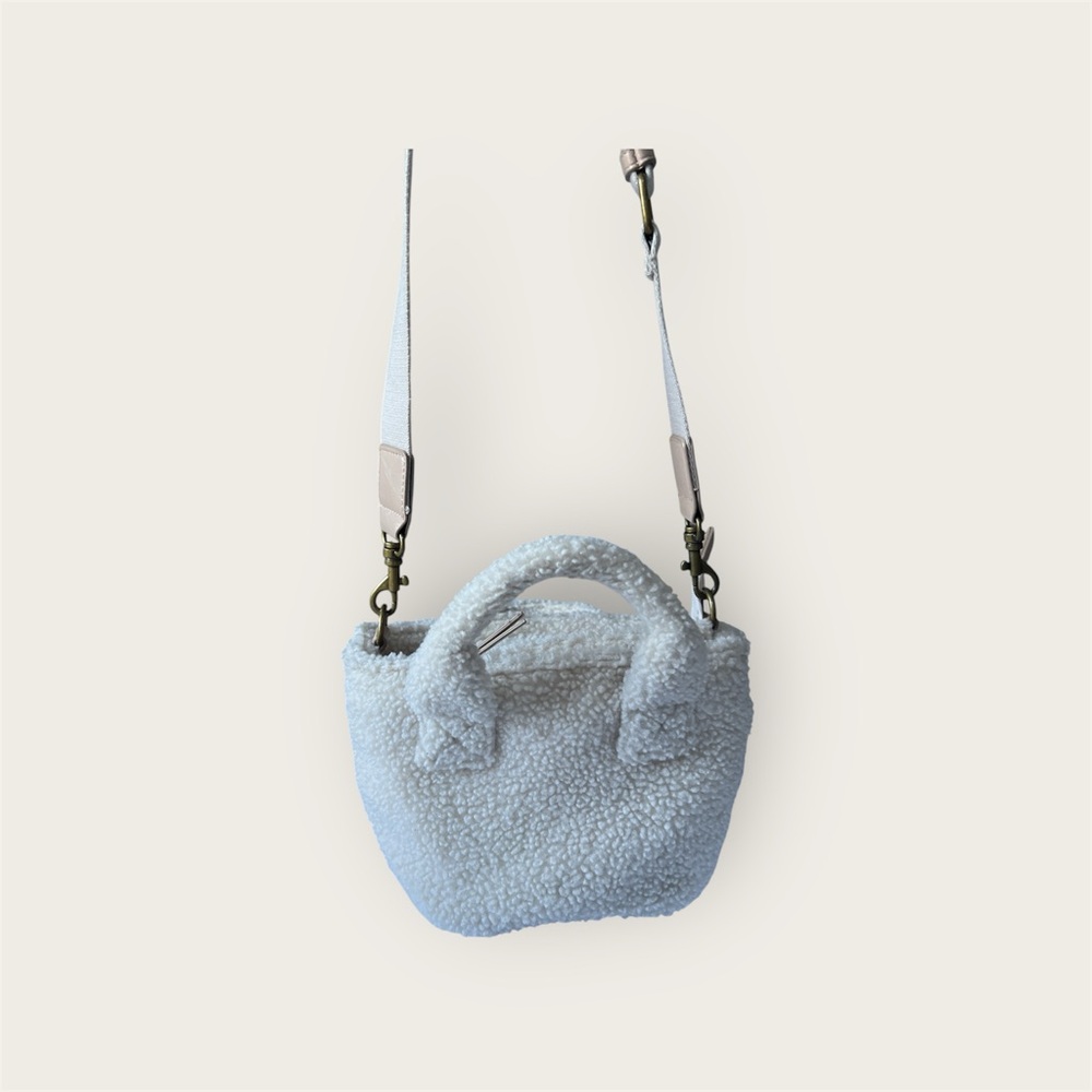 Universal Threads Cozy Sherpa Mini Tote Bag - White